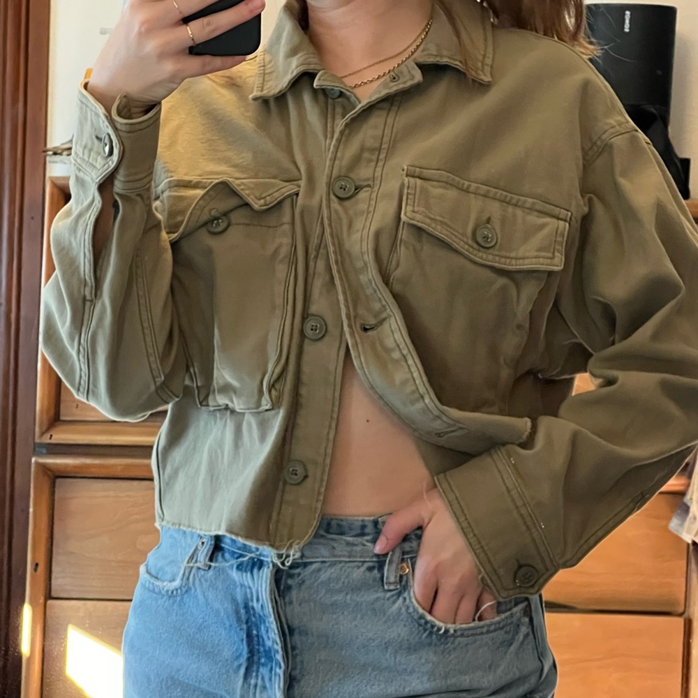 Abercrombie crop military style shacket